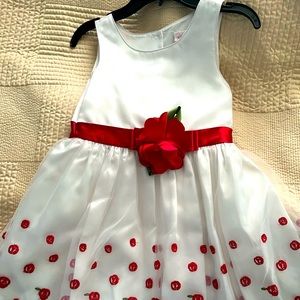 Girl’s Dress